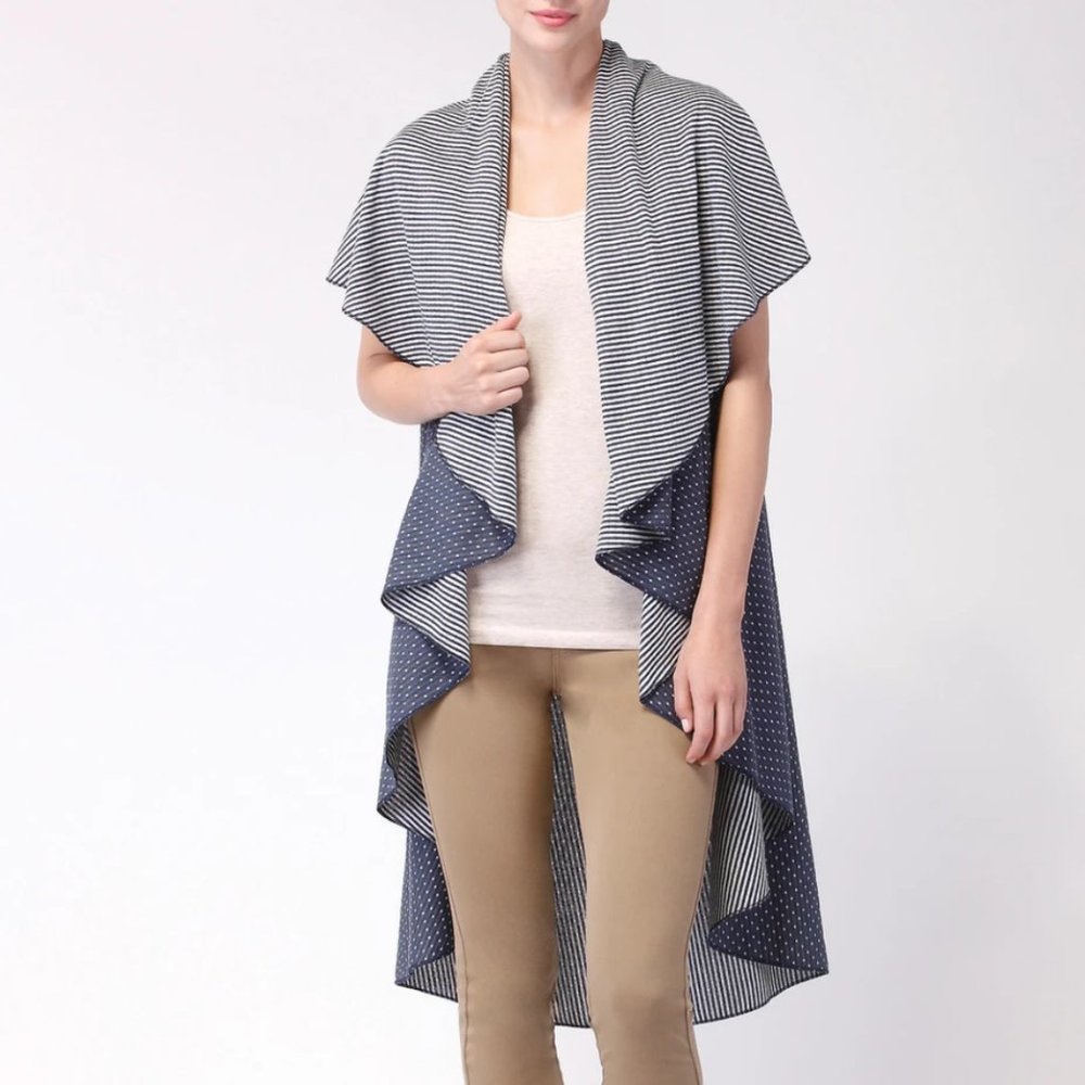 City Wrap on the Go Soft Knit Navy/Taupe Stripe and Dot Reversible